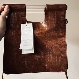 Beis The Crossbody IN COGNAC CROC